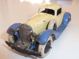 Pre war Dinky 24f Sportsmans Coupe in cream/blue with spare wheel.