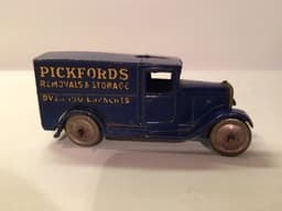 Pre War Dinky 28d Series Van Pickfords Rare early Dinky Hornby