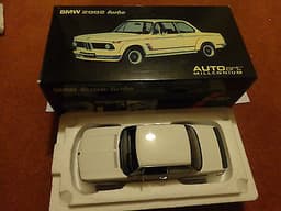 RARE AUTOART MILENNIUM 1/18 CLASSIC BMW 2002 TURBO DIECAST MODEL CAR