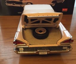 SUNSTAR 1:18 SCALE 5165 1959 MERCURY PARK LANE CONVERTIBLE DIECAST PINK