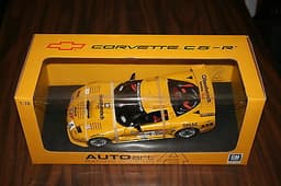 1/18 Autoart Corvette C5R #4 ALMS Road America GTS class WINNER 2002
