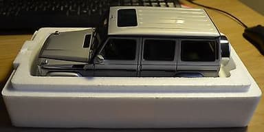 1/18 AUTOART MERCEDES-BENZ G55 AMG-WAGON IN SILVER-SUPER RARE-MINT CONDITION