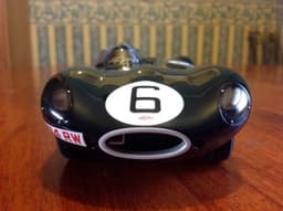 1/18 Autoart Signature Jaguar D Type 1955 Le Mans winner VERY RARE