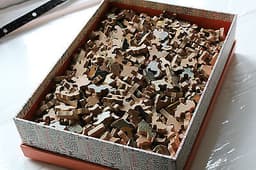 1000 piece solid wood early vintage wooden jigsaw puzzle