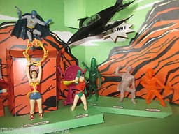 1966 Ideal BATMAN Comic Book Action Figure Toy PLAYSET Justice League AFA CGC DC