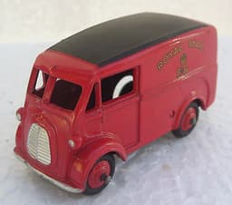 A GOOD ORIGINAL DINKY TOYS No. 299 POST OFFICE SERVICES GIFT SET