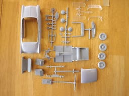 AIRFIX (SCALEXTRIC TYPE) 1/32nd SCALE SUNBEAM RAPIER. SLOT CAR KIT. VERY RARE.