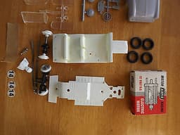 AIRFIX (SCALEXTRIC TYPE) 1/32nd SCALE SUNBEAM RAPIER. SLOT CAR KIT. VERY RARE.