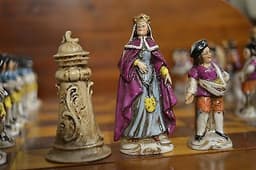 ANTIQUE HAND-PAINTED PORCELAIN CHESS SET, DRESDEN / GERMAN, WITH BOARD, SIGNED