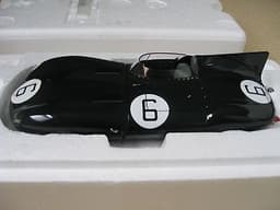 AUTOART Jaguar D-Type 1955 LeMans 24 hrs Winner 1:18 diecast model car