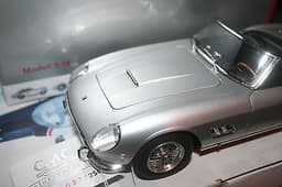 CMC 1/18th Scale Ferrari 250 California SWB 1960 Silver