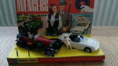 CORGI TOYS MODEL GIFT SET No.40 " THE AVENGER SET"