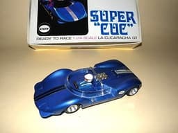 Cox La Cucaracha Super Cuc Vintage 1/24 slot car, roadster & repro box.
