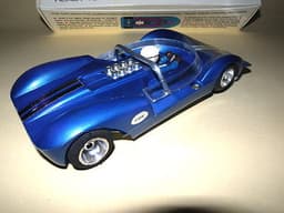 Cox La Cucaracha Super Cuc Vintage 1/24 slot car, roadster & repro box.