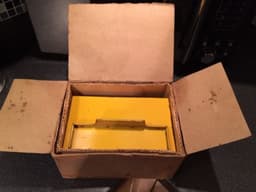 DINKY TOYS No 48 FILLING AND SERVICE STATION/PETROL STATION PRE WAR BOXED