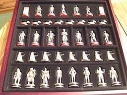 DR WHO DANBURY MINT CHESS SET