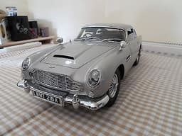 Eaglemoss Aston martin DB5 1:8 build your own james bond 007 !!!Built!!!
