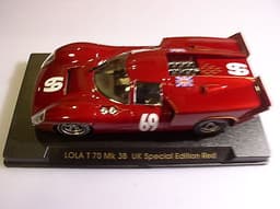 FLY CLASSIC SLOT RACING CAR LOLA T70 MK3B UK SPECIAL EDITION RED SCALETRIC MIB