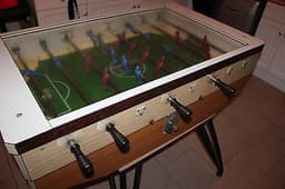 Glass top Retro 70\'s professional coin-operated table football machine