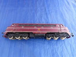 MARKLIN 3067 HO GAUGE DIECAST 3 RAIL DIESEL LOCOMOTIVE DSB MY 1106 - BOXED