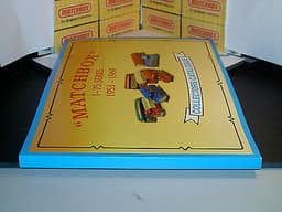 Michael J. Stannard\'s \"Matchbox 1-75 Series 1953-1969 Collectors Catalogue\" New