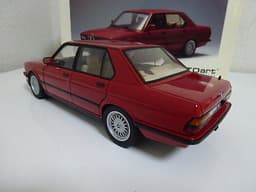 Rare! 1/18 AUTOart BMW M5 SHADOW LINE 1987(ZINNOBER-RED)