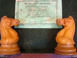 RARE 1850\'S BOXED JAQUES STAUNTON ANTIQUE CHESS SET WEIGHTED 4.4\" ANDERSSEN NR