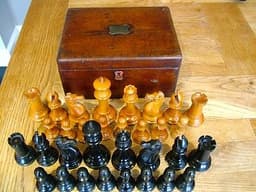 RARE 1850\'S BOXED JAQUES STAUNTON ANTIQUE CHESS SET WEIGHTED 4.4\" ANDERSSEN NR