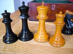 RARE 1850\'S BOXED JAQUES STAUNTON ANTIQUE CHESS SET WEIGHTED 4.4\" ANDERSSEN NR