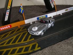 Revell "Scalextric" Jaguar E-Type #16 LeMans 1964 SLOT CAR in 1/32 scale