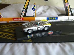Revell "Scalextric" Porsche 550 Spyder #47 Le Mans 1954 SLOT CAR in 1/32 scale.