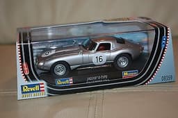 Revell Slot Car - Jaguar E-Type #16 LeMans 1964 (Scalextric)