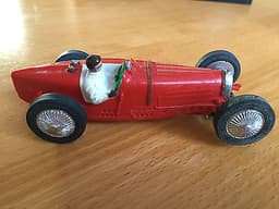 SCALEXTRIC TRIANG RED BUGATTI C70 STEVE HAVILLAND