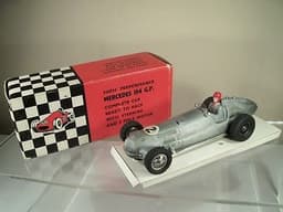 SUPERB M.R.R.C. No 725 MERCEDES 154 G.P. RACING CAR (MINT/BOXED) (TETHER CAR)