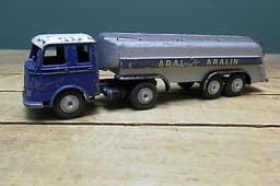 Vintage MARKLIN 8032 MERCEDES BENZ Artic Tanker "ARAL ARALIN"