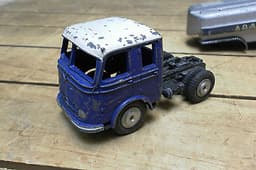 Vintage MARKLIN 8032 MERCEDES BENZ Artic Tanker "ARAL ARALIN"