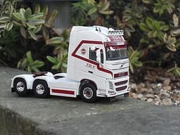 WSI Volvo FH4 XL terry stone transport / peter green haulage 1/50 diecast code3