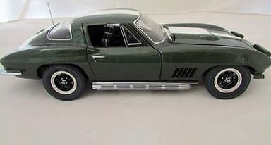 1967 CHEVROLET CORVETTE COUPE FSO DANBURY MINT DIECAST 1:24 TITLE BOXED RARE