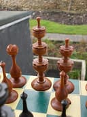 ANTIQUE CHESS SET,9.2 cm KING, BOXWOOD & EBONY, A/F