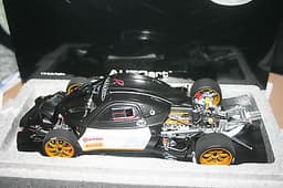 Autoart 1/18th Scale Pagani Zonda R Racing Revolucion Rare
