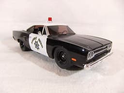 CARRERA EVOLUTION SLOT CAR 25787 PLYMOUTH ROAD RUNNER HIGHWAY PATROL LTD EDITION