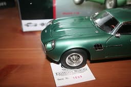 CMC 1/18th Scale Aston Martin DB4 GT Zagato 1961