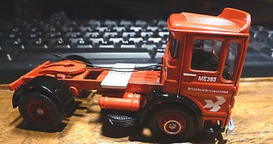 CORGI CLASSIC  BRS AEC MERCURY TILT TRAILER & LOAD 22201