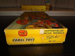 Corgi Gift Set No 23 Chipperfields Circus Models - with Landrover 109" W.B RARE