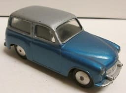Corgi Toys, 206 Hillman Husky Estate (2)