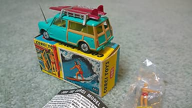 CORGI TOYS 485 MINI COUNTRYMAN SURFING COMPLETE MIB ORIGINAL BOXED