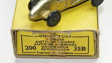 DINKY 200/35b MIDGET CAR RACER TRADE BOX OF SIX INCLUDING A RARE GOLD VERSION