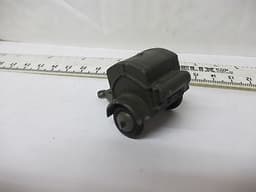 DINKY PREWAR WATER BOWSER METAL KIT - WELL PAINTED AND WELL BUILT