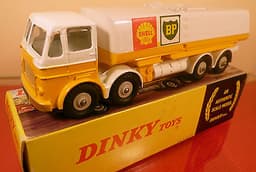 DINKY TOYS No.944: SHELL-BP FUEL TANKER: MECCANO DIECAST MODEL: 1960s: NEAR MINT