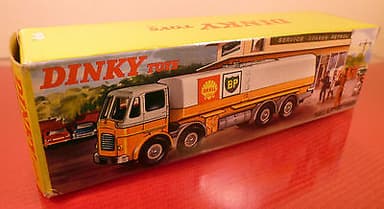DINKY TOYS No.944: SHELL-BP FUEL TANKER: MECCANO DIECAST MODEL: 1960s: NEAR MINT